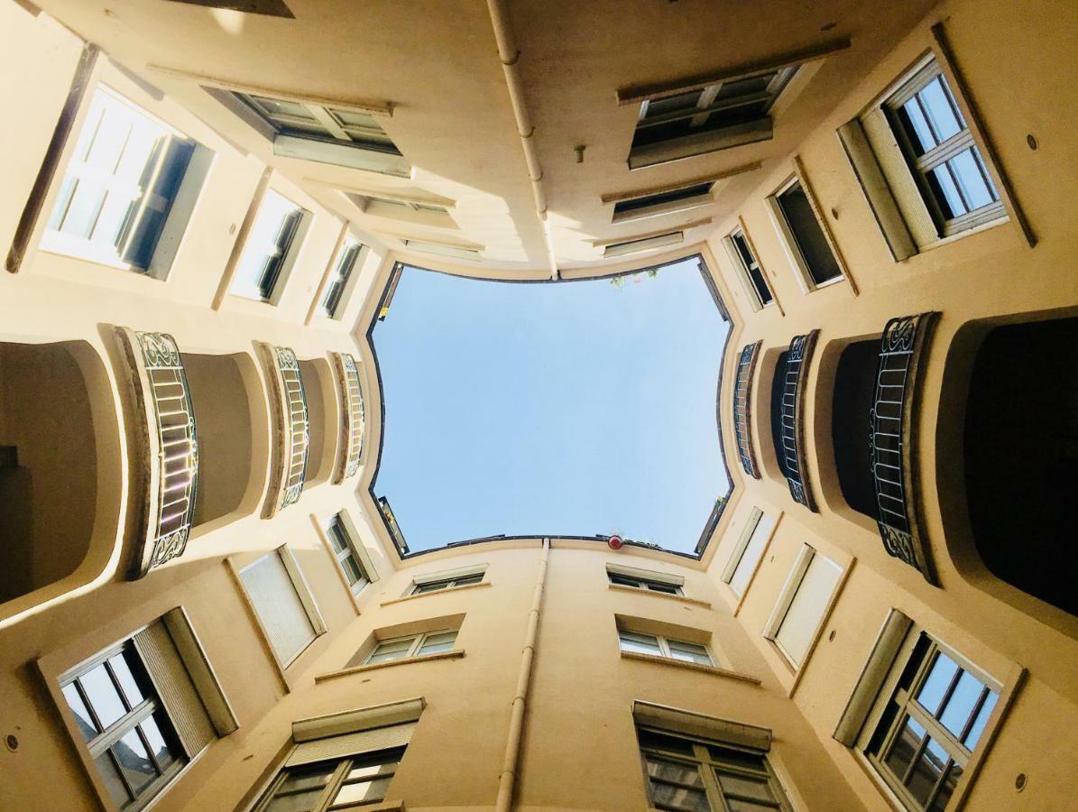 Le Calme De L'Opera. Apartment Lyon Exterior photo